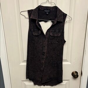 Black and Purple Sleeveless Denim-like Top
